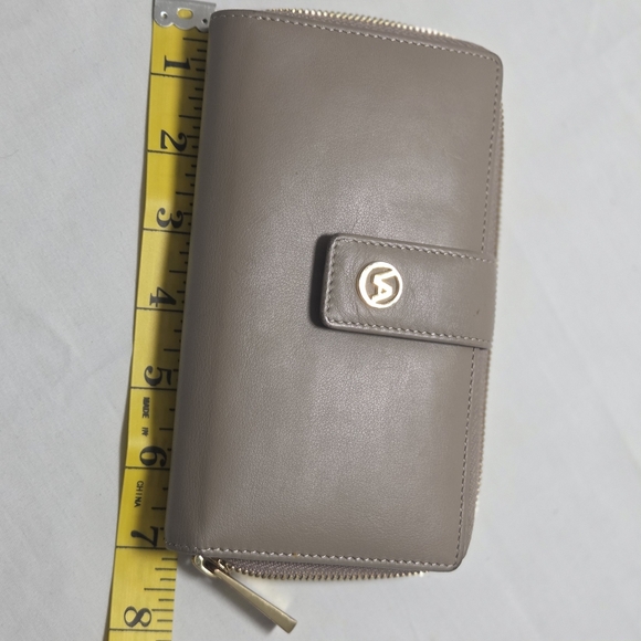 valentina taupe full size leather tab snap zip around wallet made in italy - Picture 8 of 11